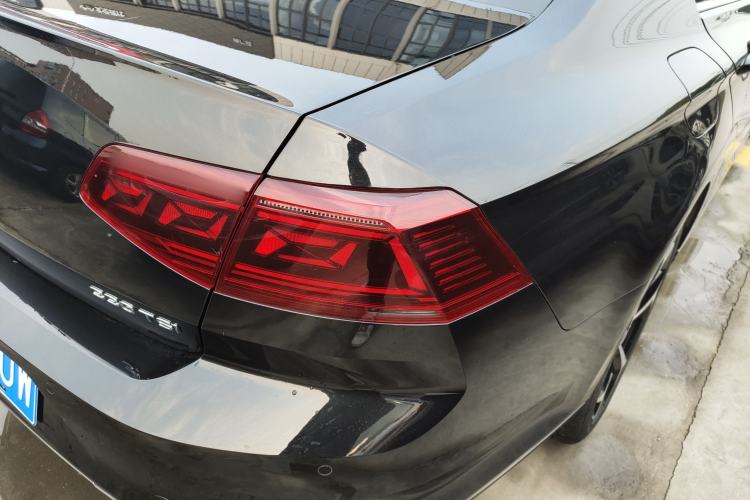 Used Volkswagen Magotan 2023 2 Million Units Limited Edition 330TSI DSG Leading Version