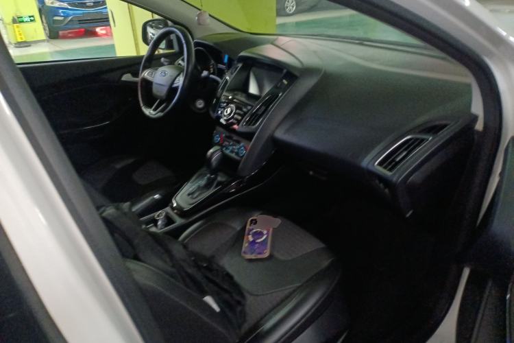 Used Ford Focus 2017 Hatchback 1.6L Automatic Fashion Edition Smart Drive Version