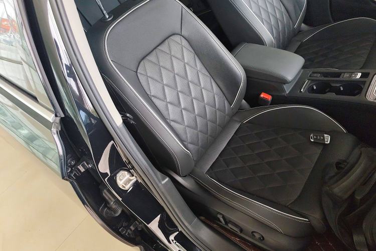 Used Volkswagen Magotan GTE Plug-in Hybrid 2022 GTE Luxury Model
