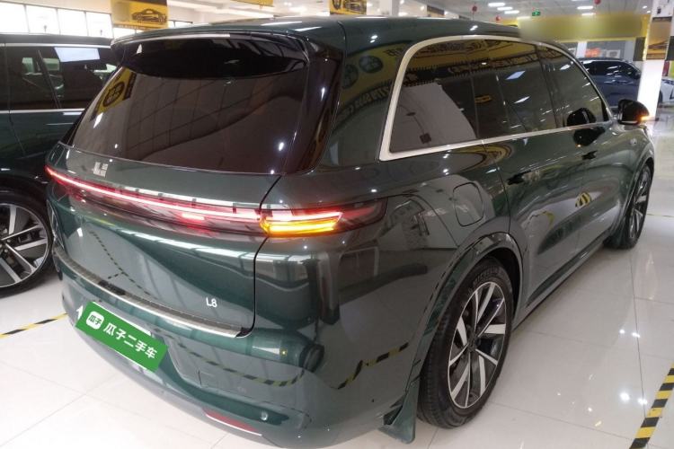 Used Li Auto L8 2023 Pro Model
