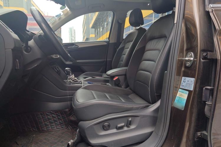 Used Volkswagen Tiguan L 2017 330TSI Automatic Two-Wheel Drive Luxury Edition
