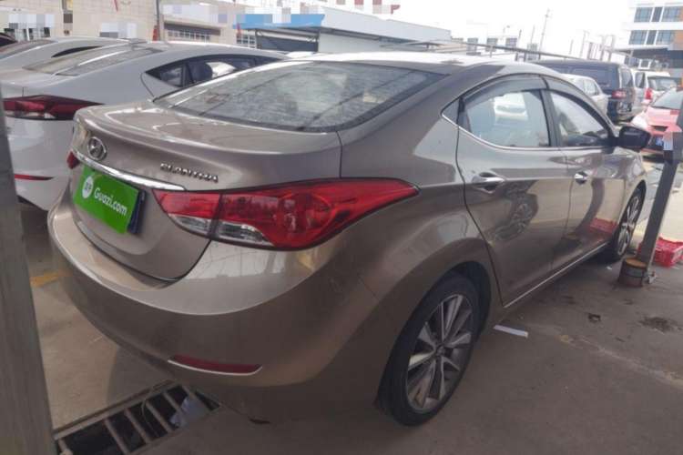 Used Hyundai Elantra 2015 1.6L Automatic Luxury Model

