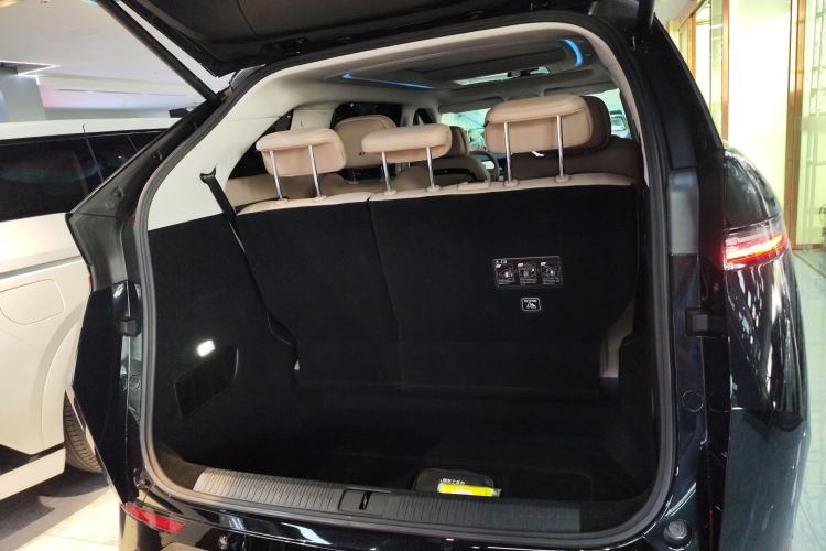 Used XPeng X9 2024 702 Ultra-Long Range Max