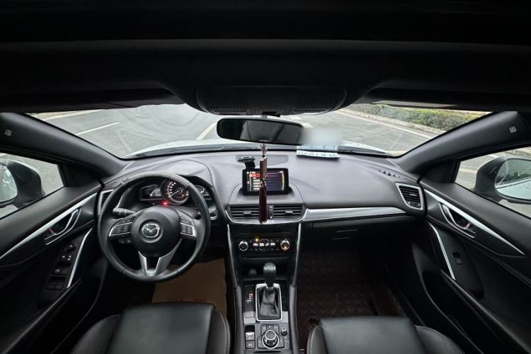 Used Mazda CX-4 2016 2.0L Automatic 2WD Blue Sky Luxury Edition