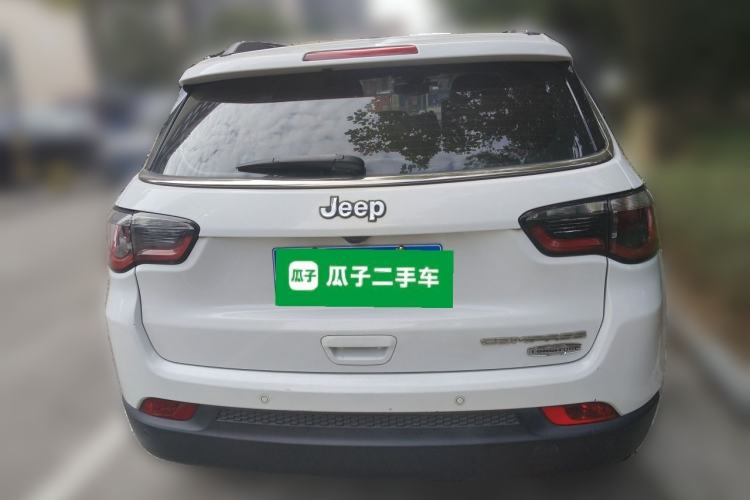 Used  Compass 2017 200T Automatic Family Edition
