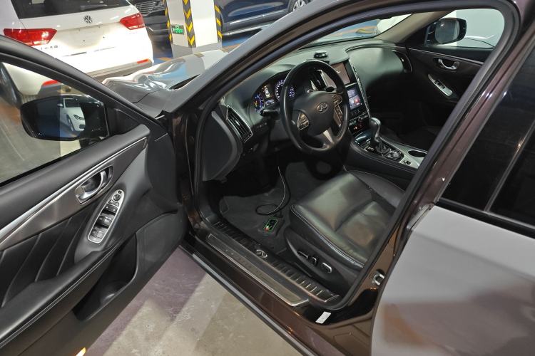 Used Infiniti Q50L 2015 2.0T Enjoyment Edition
