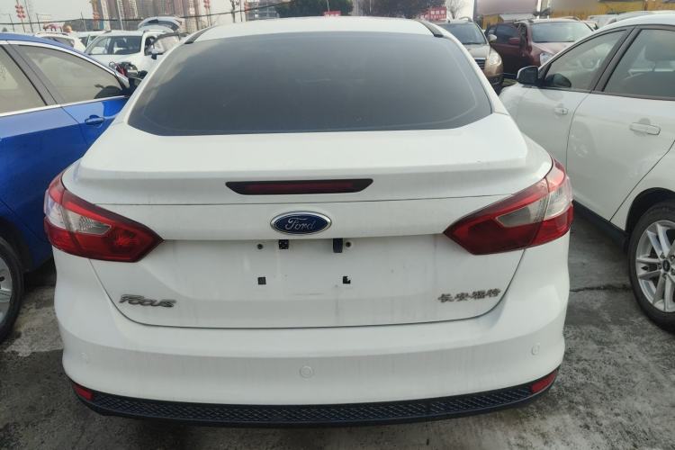 Used Ford Focus 2012 Sedan 1.6L Automatic Fashion Edition