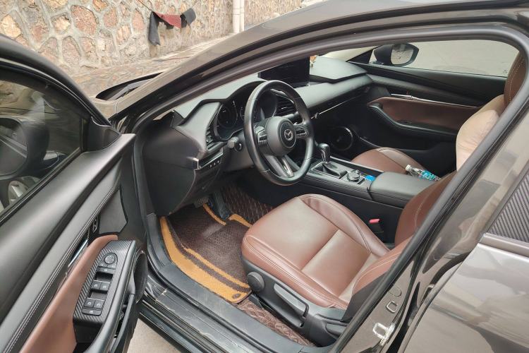 Used Mazda Mazda 3 Axela 2021 2.0L Automatic ZhiXuan Edition
