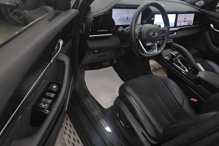 Used Geely Auto Monjaro L 2024 2.0TD High-Power Automatic Two-Wheel Drive Skyline Edition