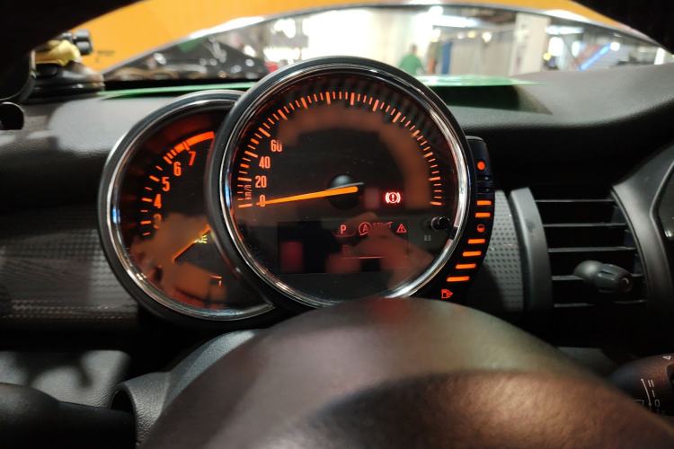 Used  MINI 2014 1.5T COOPER Fun
