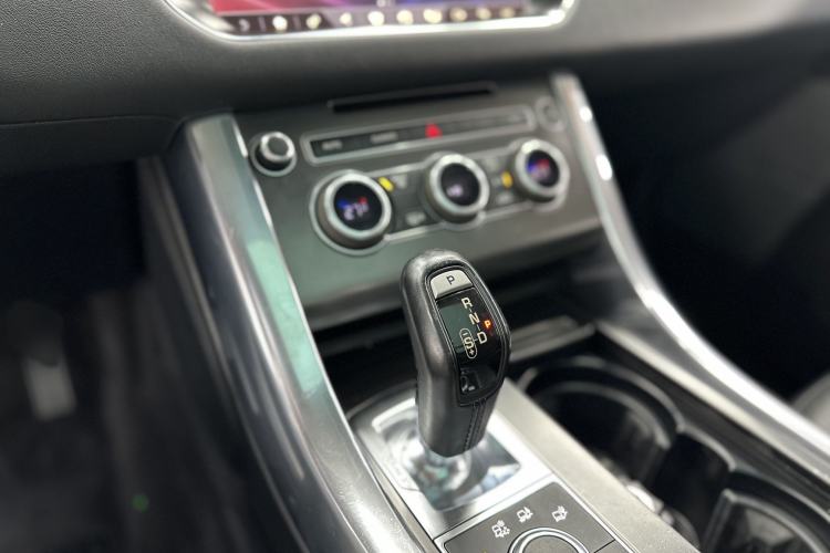 Used Land Rover Range Rover Sport 2017 3.0 SC V6 SE
