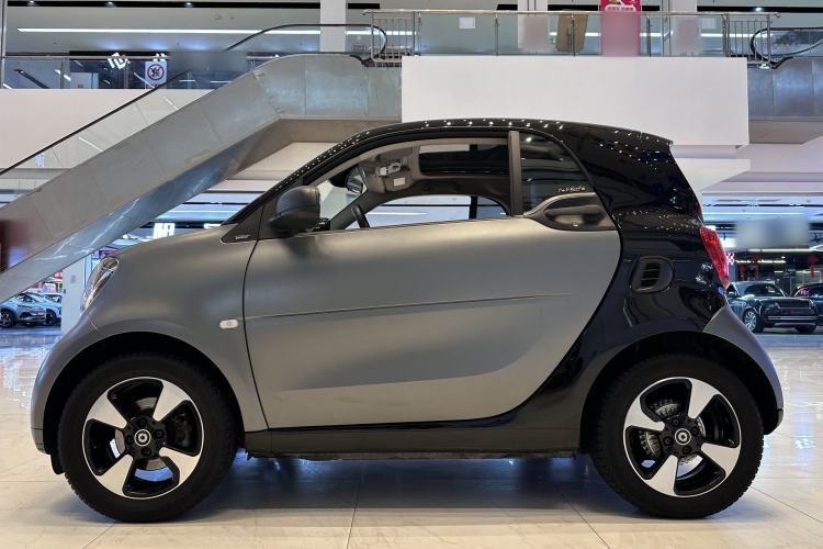 Used  fortwo 2018 1.0L 52kW Hardtop Passion Edition China V Standard
