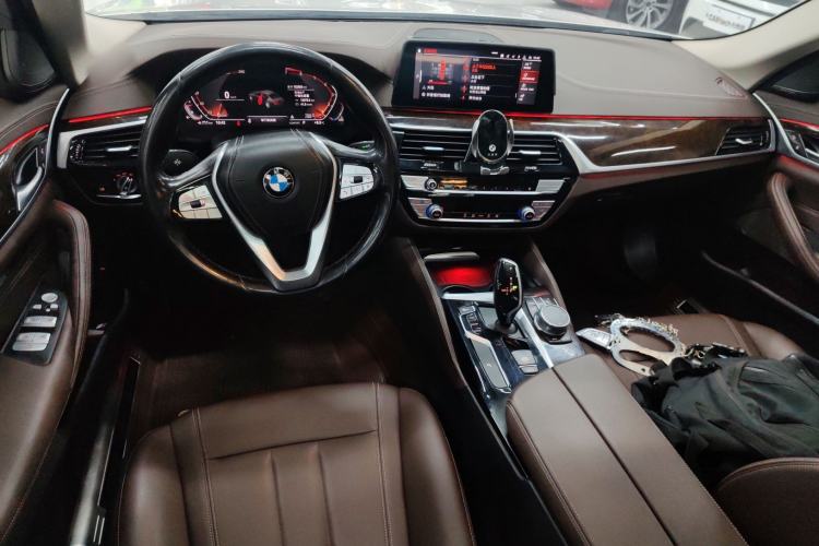 Used BMW 5 Series 2020 525Li Luxury Package
