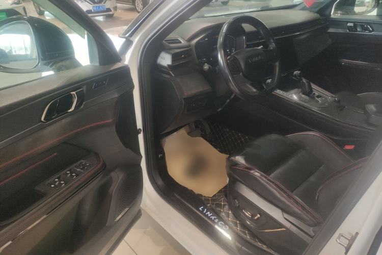 Used Lynk & Co 05 2020 2.0TD Four-Wheel Drive HypeHalo
