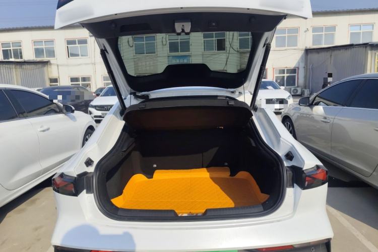 Used Changan UNI-V 2022 1.5T Prestige Version