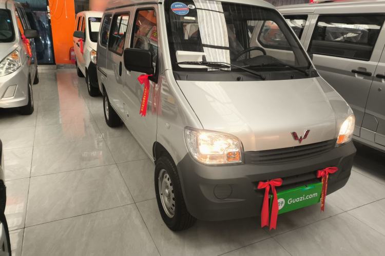 Used Wuling Zhiguang 2023 1.5L Practical Version 5/7 Seats
