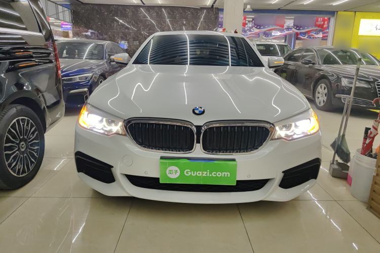 Used BMW 5 Series 2019 Facelifted 530Li Leading Edition M Sport Package
