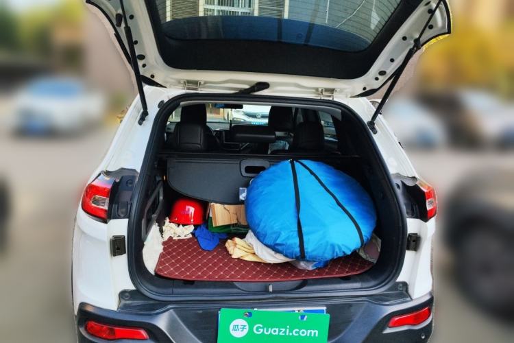 Used  Cherokee 2016 2.0L Superior Edition
