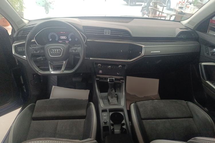 Used Audi Q3 2020 35 TFSI Fashion Dynamic Model
