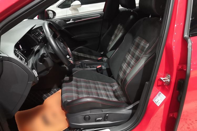 Used Volkswagen Golf GTI 2018 2.0 TSI GTI
