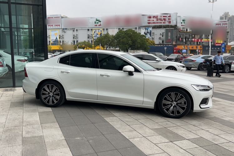 Used Volvo S60 New Energy 2022 T8 eDrive Hybrid All-Wheel Drive Smart Luxury Edition