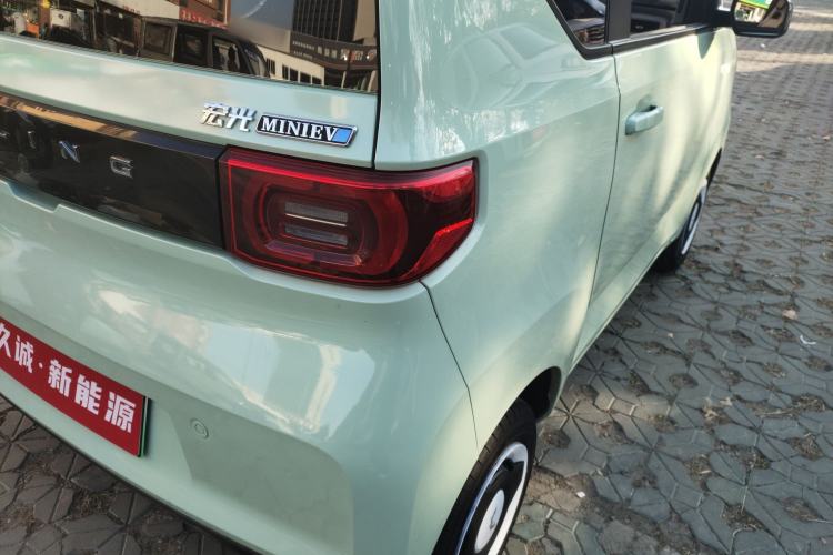 Used Wuling Hongguang MINIEV 2021 Macaron Premium Model – Lithium Iron Phosphate
