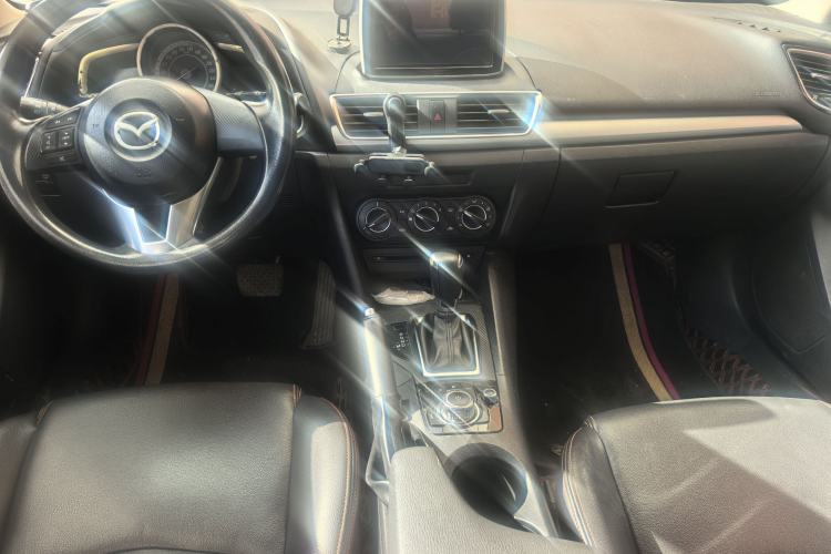 Used Mazda Mazda 3 Axela 2016 Sedan 1.5L Automatic Comfort Model