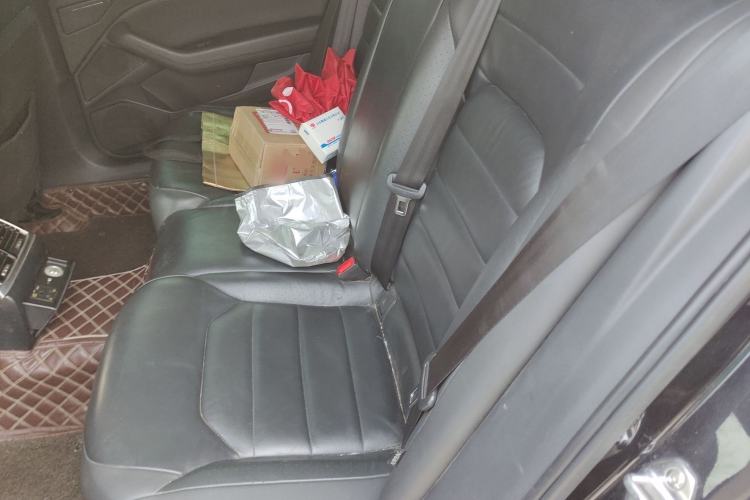 Used Volkswagen Phideon 2018 380TSI Two-Wheel Drive Business Edition
