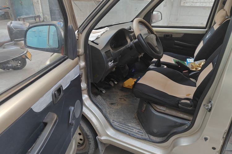 Used Wuling Rongguang 2012 1.5L Extended Basic Version
