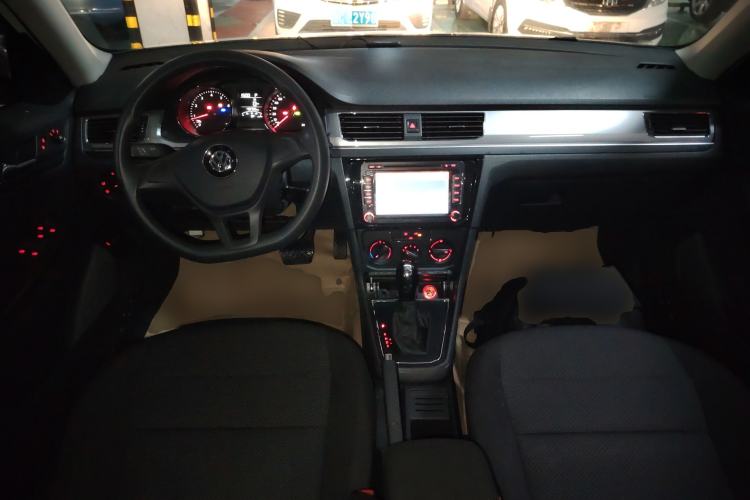 Used Volkswagen Bora 2016 1.6L Automatic Fashion Model
