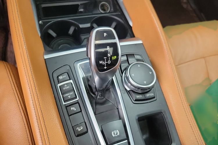 Used BMW X6 2015 xDrive35i Luxury Edition
