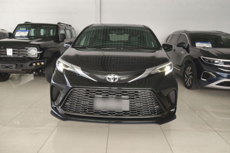 Used Toyota Granvia 2024 2.5L Hybrid Prestige PLUS Edition
