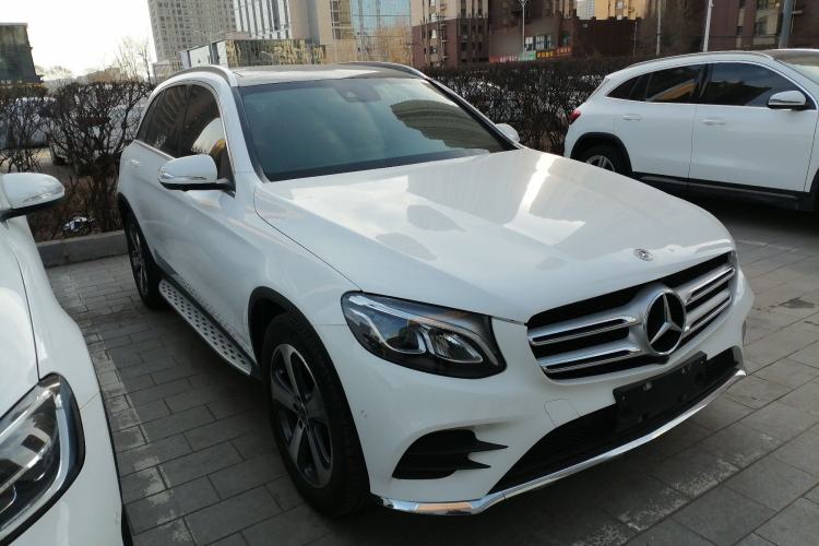 Used Mercedes-Benz GLC 2017 GLC 260 4MATIC Luxury Model