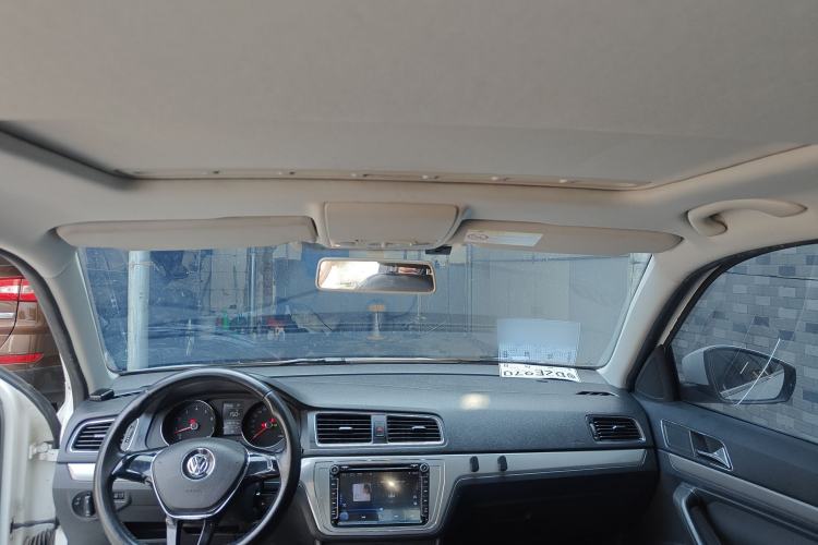 Used Volkswagen Lavida 2015 230TSI DSG Comfort Edition
