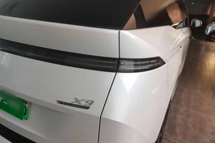 Used XPeng X9 2024 640 All-Wheel Drive High-Performance Max
