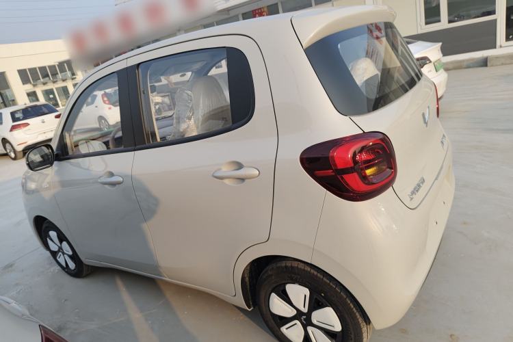 Used Wuling Hongguang MINIEV 2025 Four-Door Version Advanced Edition
