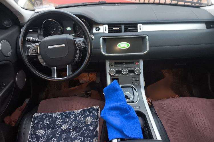 Used Land Rover Range Rover Evoque 2018 240 PS SE Smart Brilliance Edition
