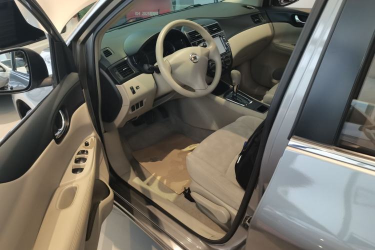 Used Nissan Tiida 2014 1.6L CVT Comfort Model
