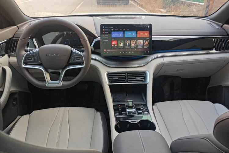 Used BYD Song PLUS New Energy 2025 DM-i 112KM Prestige Model
