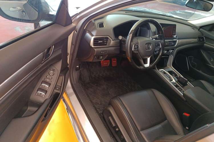 Used Honda Accord 2018 Rui Hybrid 2.0L Rui Ling Edition China VI
