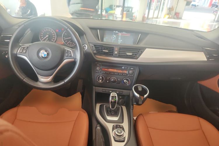 Used BMW X1 2014 sDrive18i Fashion Model

