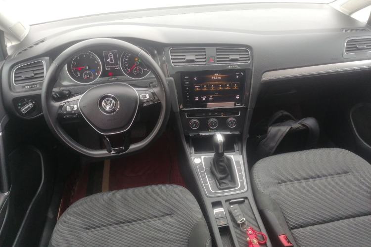 Used Volkswagen Golf 2020 Zhiai Edition 280TSI DSG Comfort Model
