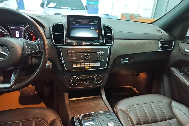 Used Mercedes-Benz GLE 2017 GLE 400 4MATIC
