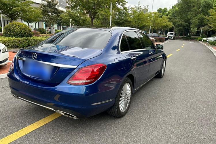Used Mercedes-Benz C-Class 2015 C 200 L
