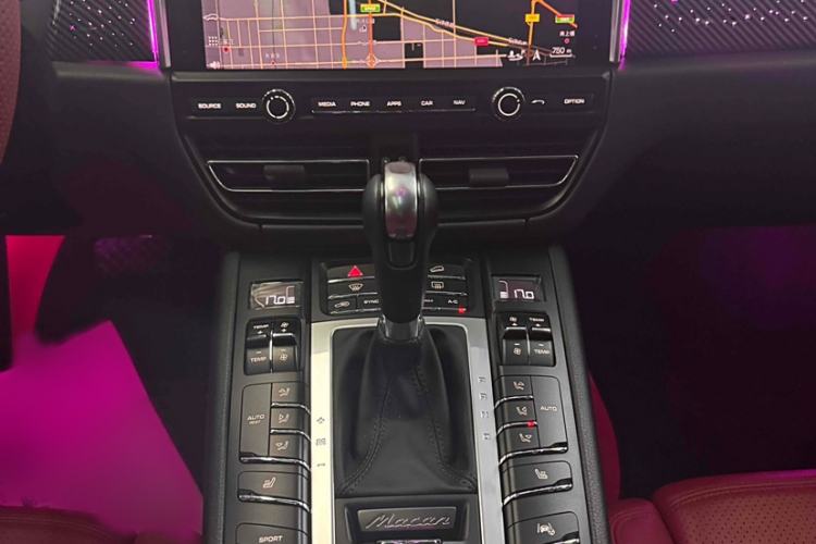 Used Porsche Macan 2021 Macan 2.0T
