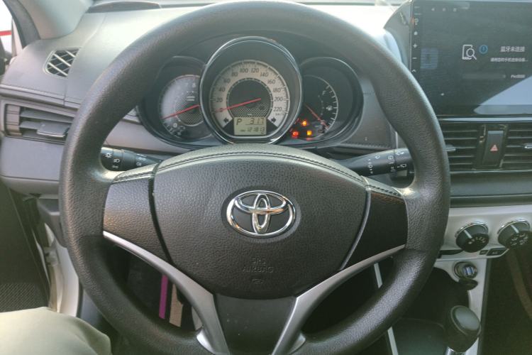 Used Toyota YARiS L 2015 1.5G Automatic Xuan Dong Sunroof Special Edition
