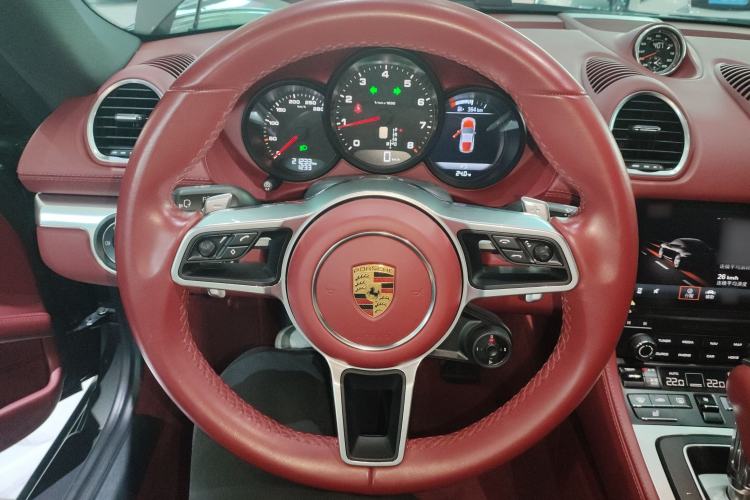 Used Porsche 718 2020 Cayman 2.0T
