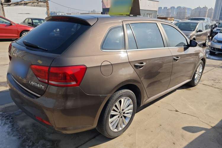 Used Volkswagen Gran Lavida 2013 1.4 TSI Automatic Comfort Model
