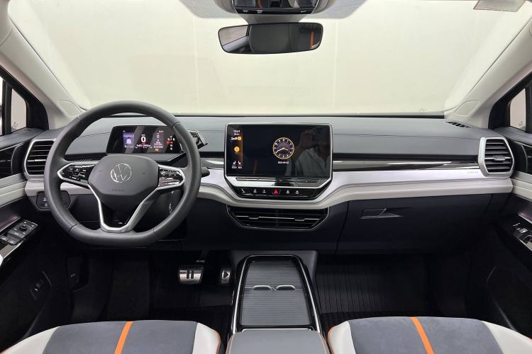 Used Volkswagen ID.6 CROZZ 2022 Long-Range PRO Edition
