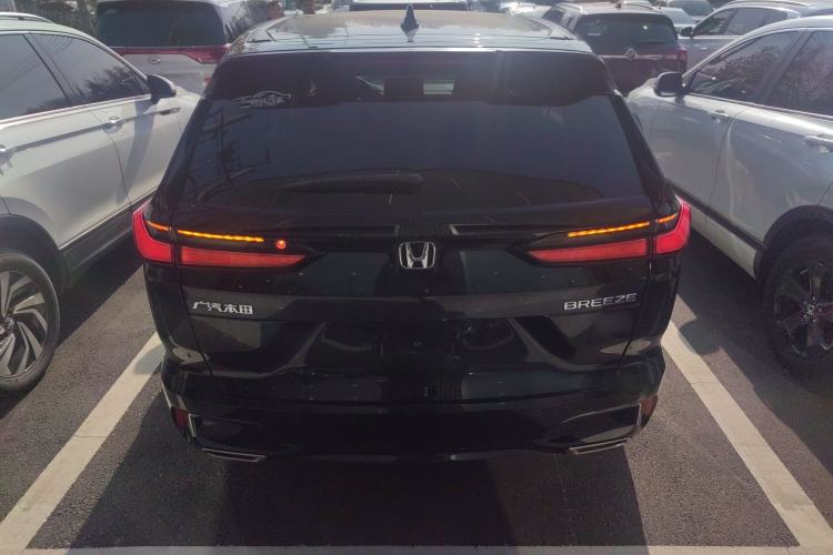 Used Honda Breeze 2023 240TURBO Two-Wheel-Drive Luxury Edition 5 Seats
